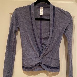 Ivivva sweater